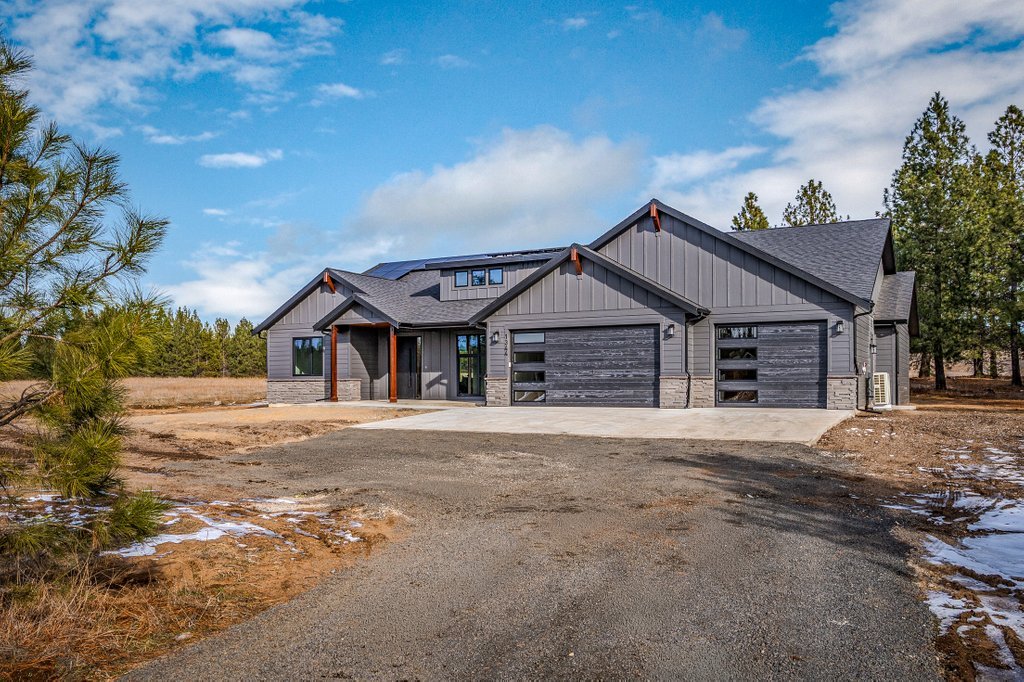 Blitz Homes - Exterior