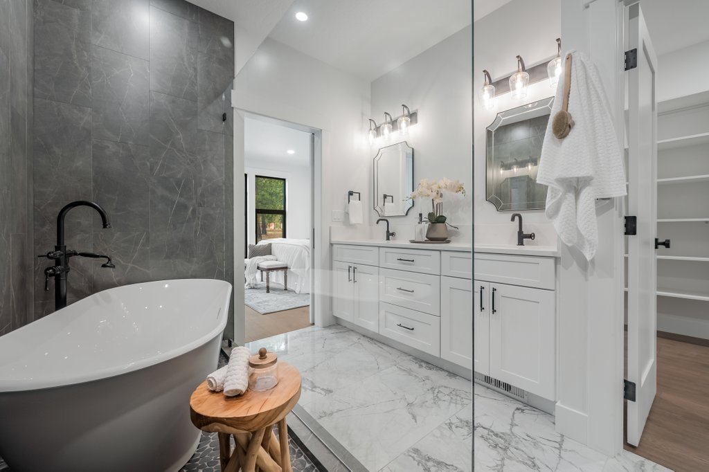 Blitz Homes - Interior