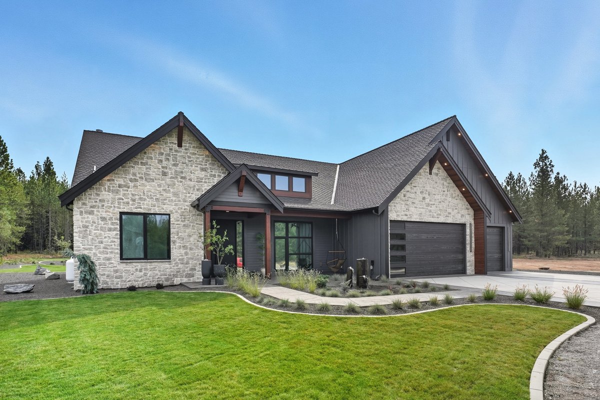 Blitz Homes - Exterior