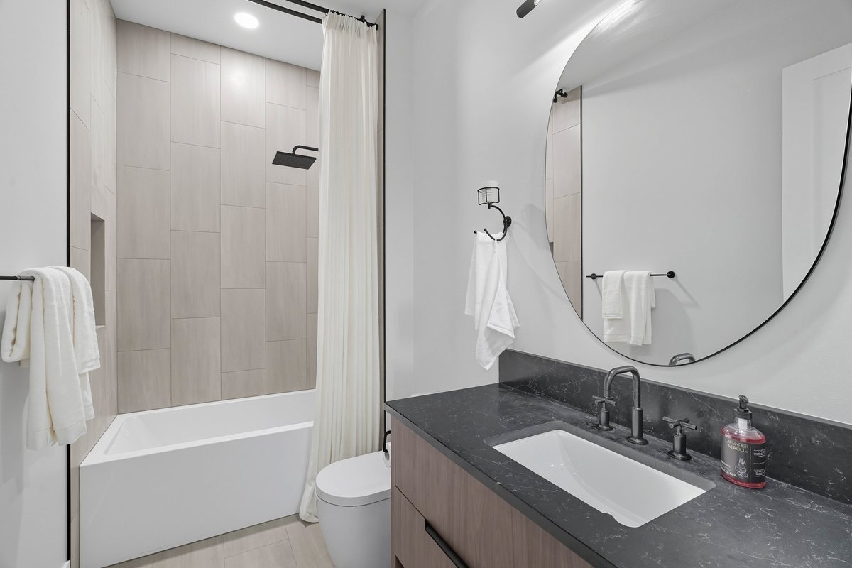 Blitz Homes - Interior