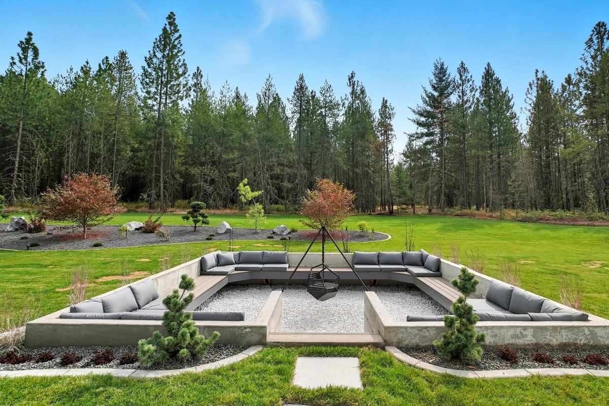 Blitz Homes - Outdoor Living