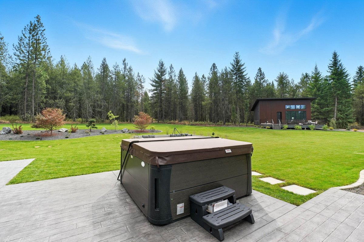 Blitz Homes - Outdoor Living