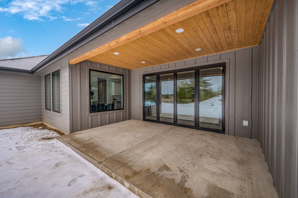 Blitz Homes - Exterior